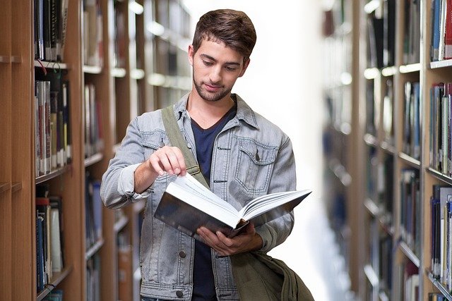 geralt college student 3500990 640